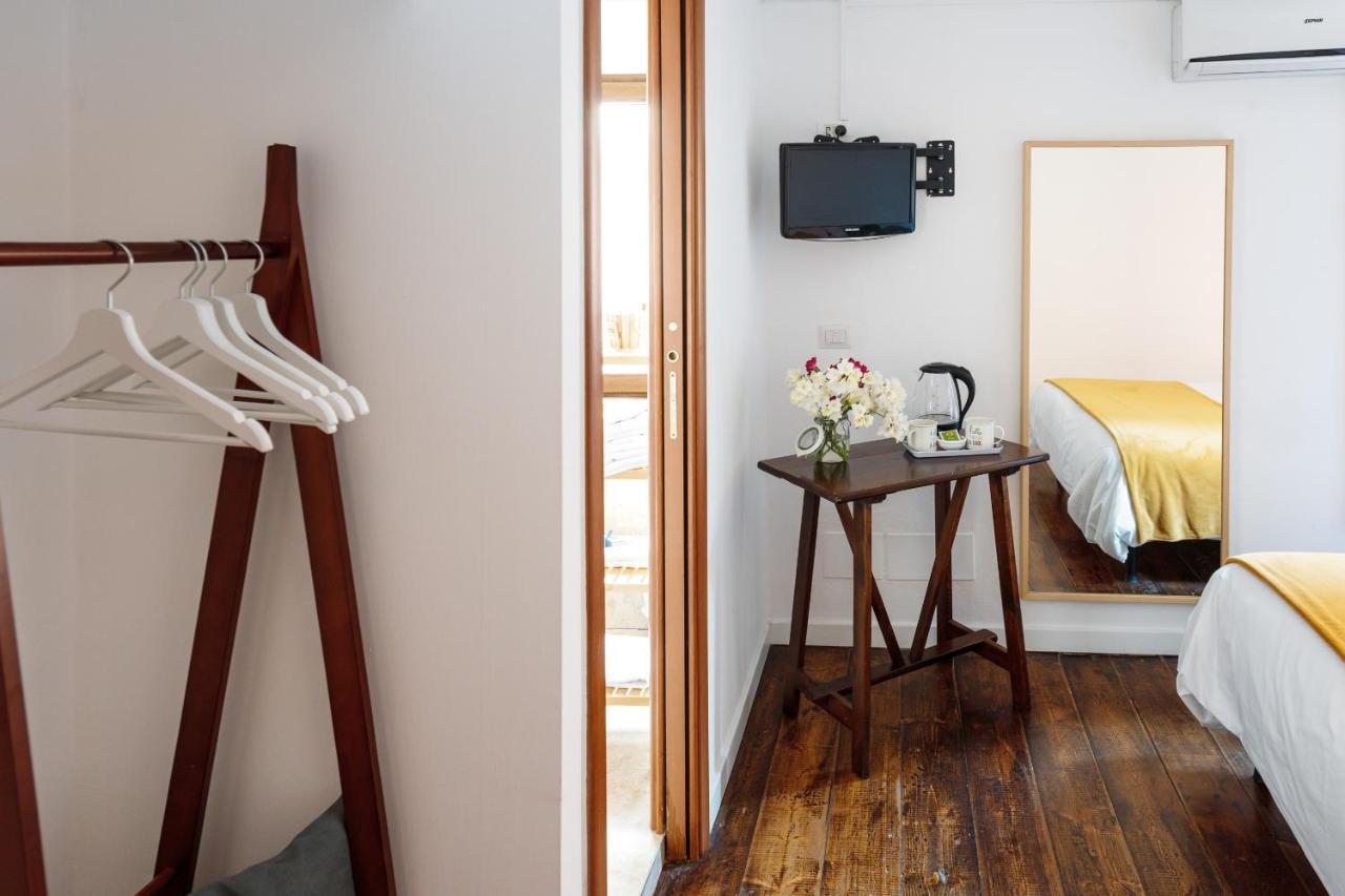 B&B La Corte San Francesco Bari Eksteriør bilde