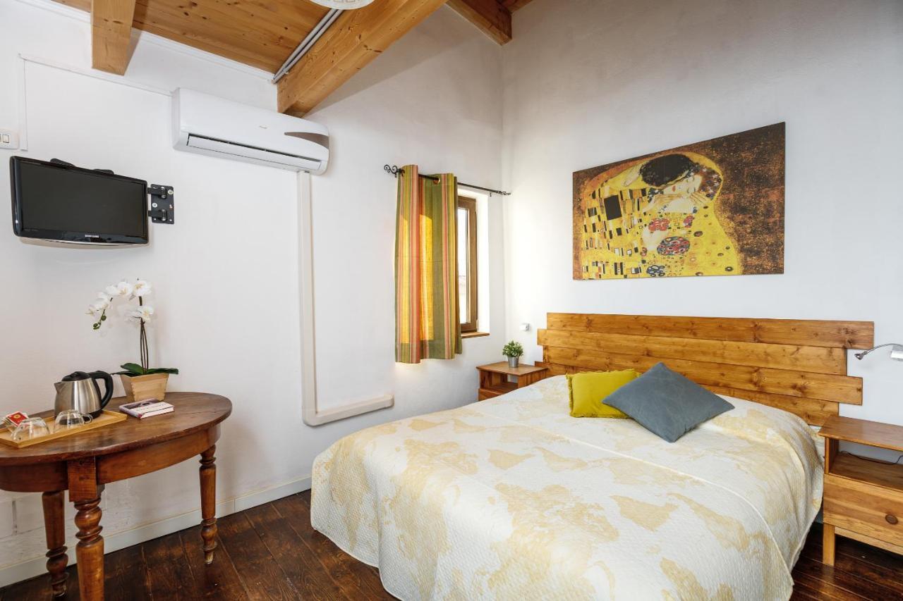 B&B La Corte San Francesco Bari Eksteriør bilde