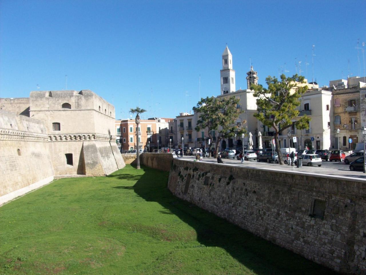 B&B La Corte San Francesco Bari Eksteriør bilde