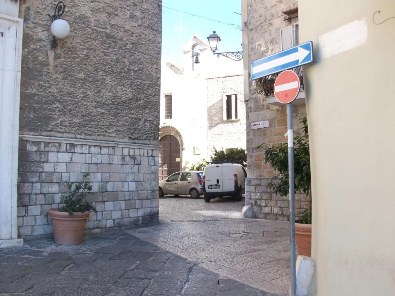 B&B La Corte San Francesco Bari Eksteriør bilde